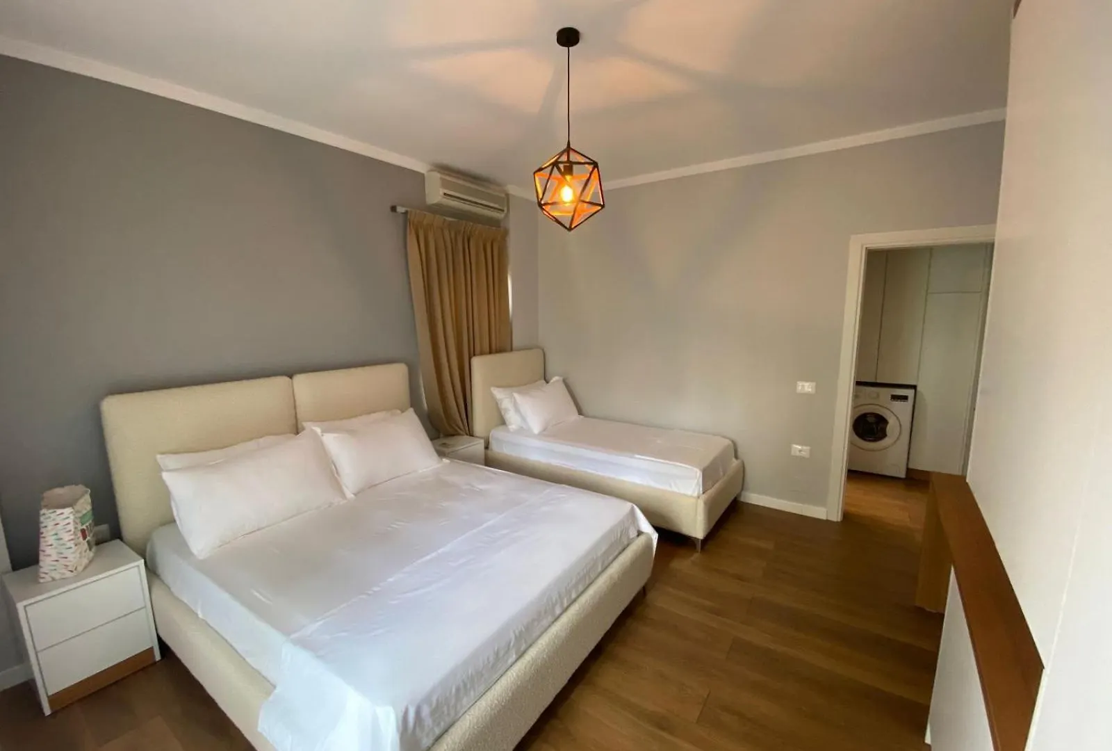 Lana River Modern Apartment Tirana 0*,  Albania